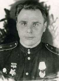 alt=