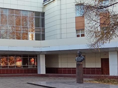 Памятник Д. Н. Мамлееву 