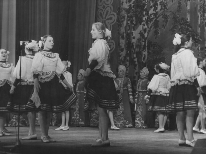 В 1966 году основан ансамбль 