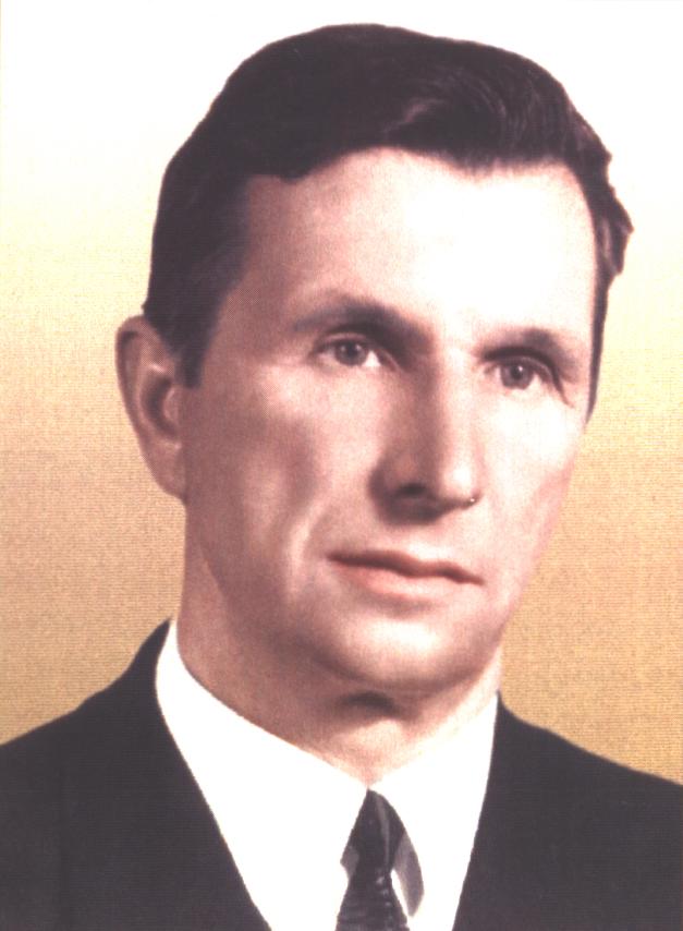alt=