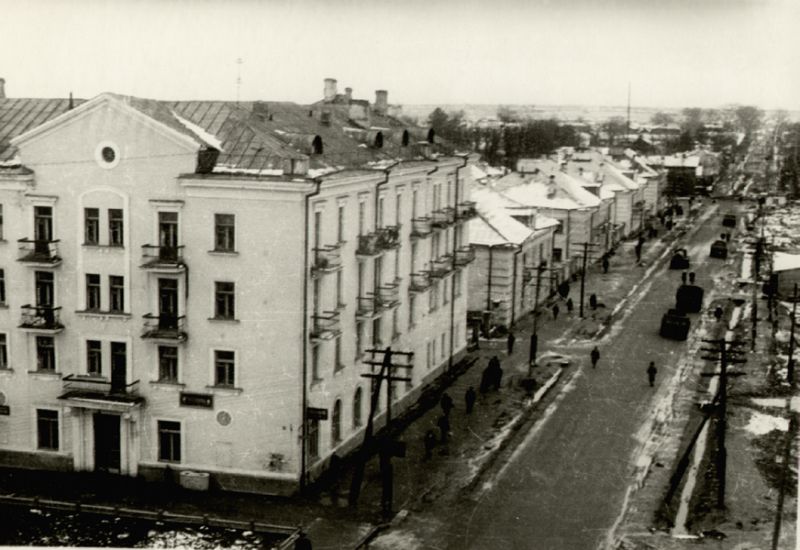 alt=